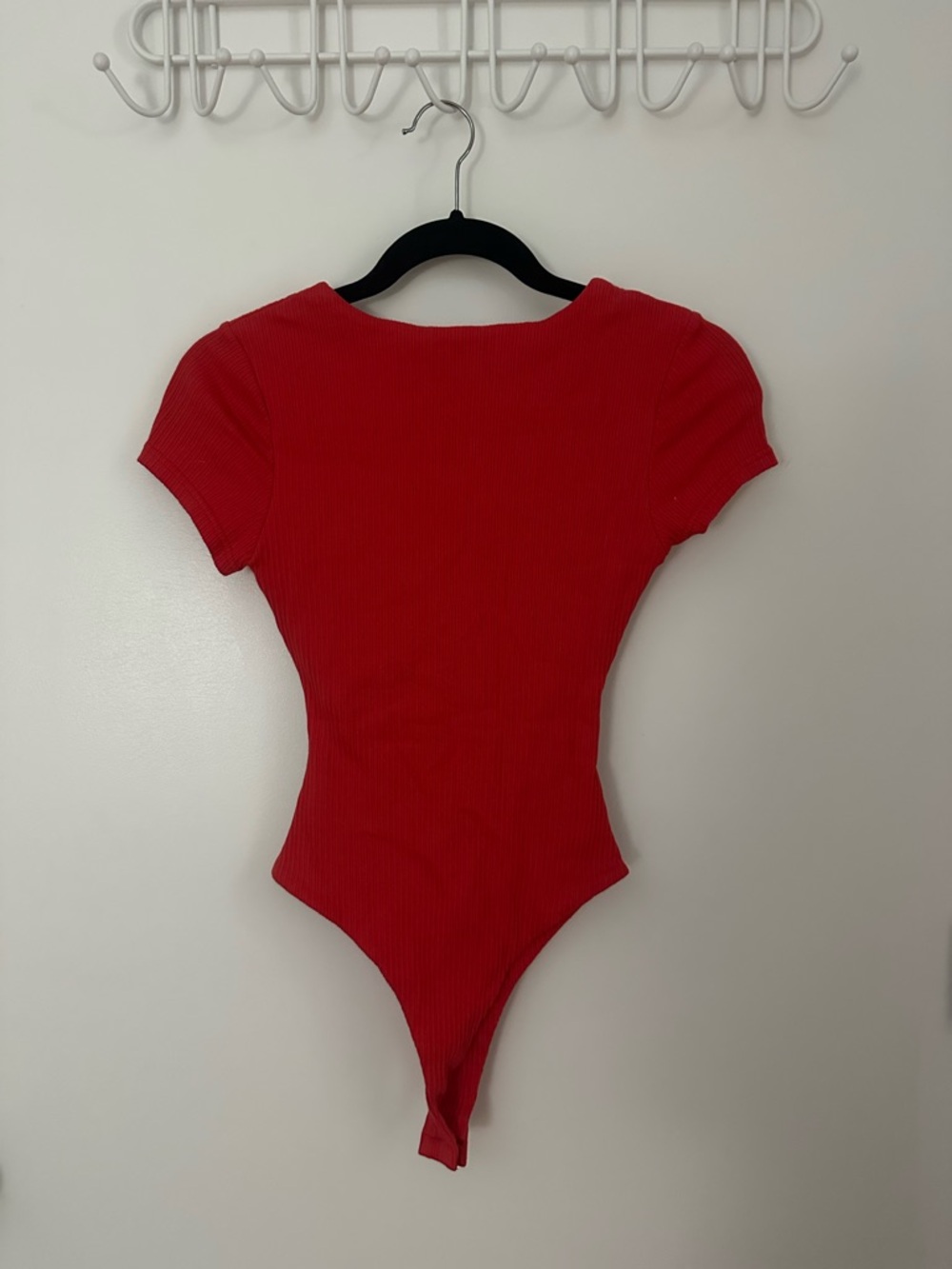 Princess Polly Red Ribbed Bodysuit with cutout - Picture 6 of 7